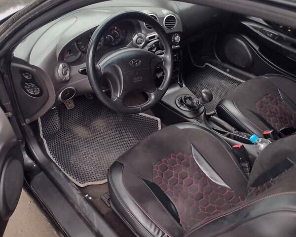 Хендай Купе, объемом двигателя 1.6 л и пробегом 208 тыс. км за 3200 $, фото 13 на Automoto.ua