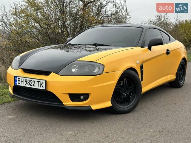 Желтый Хендай Купе, объемом двигателя 1.98 л и пробегом 222 тыс. км за 4800 $, фото 1 на Automoto.ua