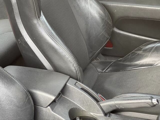 Жовтий Хендай Купе, об'ємом двигуна 2 л та пробігом 198 тис. км за 7199 $, фото 11 на Automoto.ua