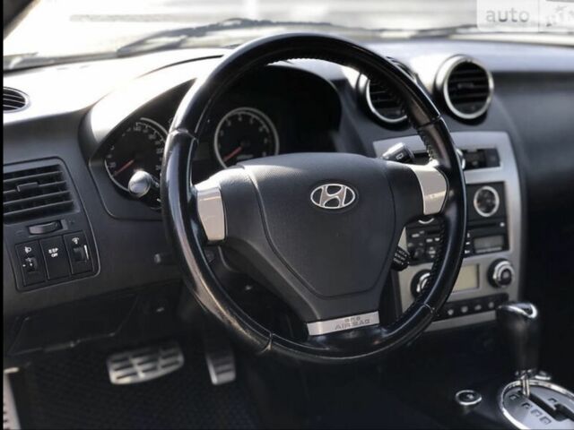 Жовтий Хендай Купе, об'ємом двигуна 2 л та пробігом 198 тис. км за 7199 $, фото 2 на Automoto.ua