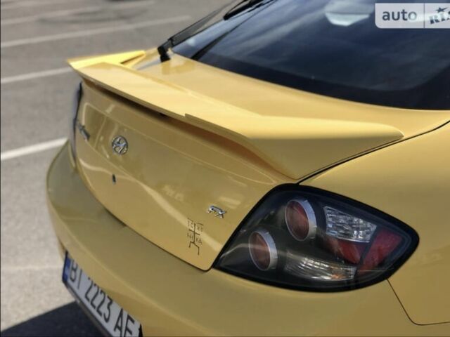 Жовтий Хендай Купе, об'ємом двигуна 2 л та пробігом 198 тис. км за 7199 $, фото 20 на Automoto.ua
