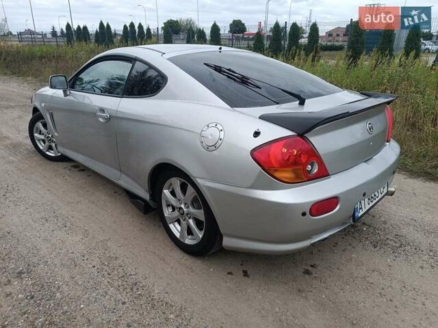 Серый Хендай Купе, объемом двигателя 1.6 л и пробегом 281 тыс. км за 3499 $, фото 16 на Automoto.ua