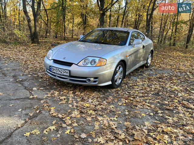 Сірий Хендай Купе, об'ємом двигуна 2 л та пробігом 144 тис. км за 4500 $, фото 9 на Automoto.ua