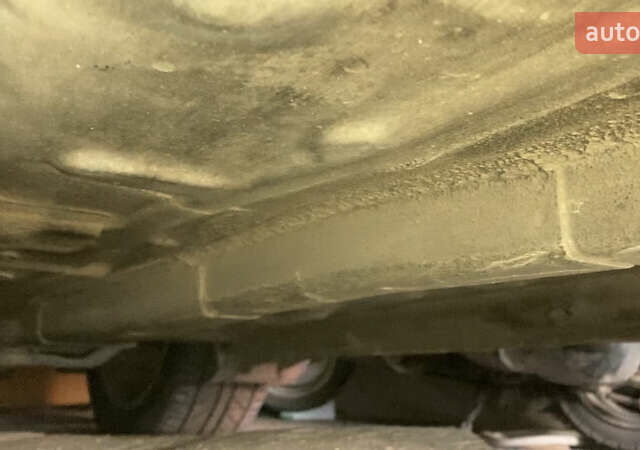 Сірий Хендай Купе, об'ємом двигуна 2 л та пробігом 144 тис. км за 4500 $, фото 28 на Automoto.ua