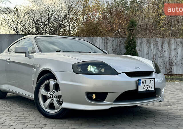 Серый Хендай Купе, объемом двигателя 2 л и пробегом 133 тыс. км за 5350 $, фото 21 на Automoto.ua