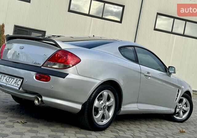 Серый Хендай Купе, объемом двигателя 2 л и пробегом 133 тыс. км за 5350 $, фото 14 на Automoto.ua