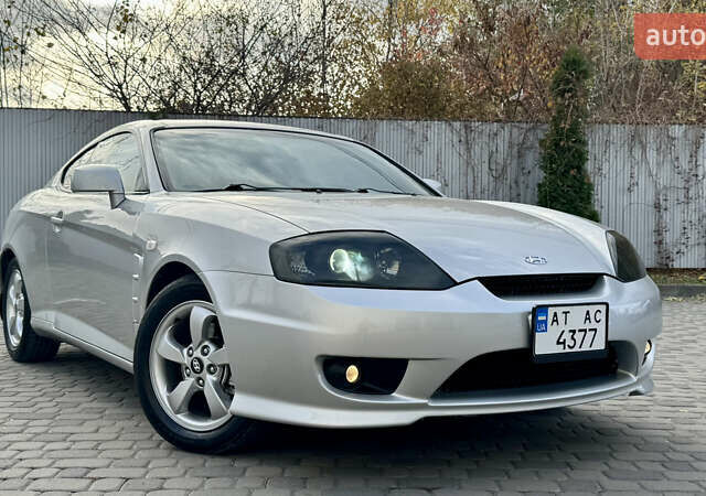 Серый Хендай Купе, объемом двигателя 2 л и пробегом 133 тыс. км за 5350 $, фото 19 на Automoto.ua