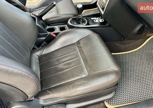 Серый Хендай Купе, объемом двигателя 2 л и пробегом 133 тыс. км за 5350 $, фото 39 на Automoto.ua