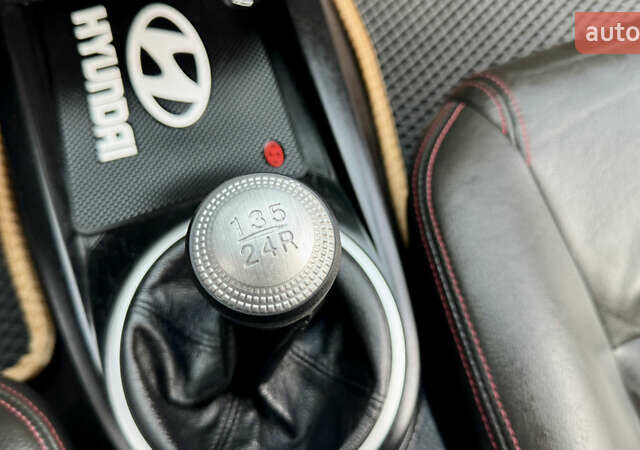 Серый Хендай Купе, объемом двигателя 2 л и пробегом 133 тыс. км за 5350 $, фото 53 на Automoto.ua