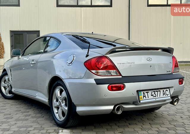 Серый Хендай Купе, объемом двигателя 2 л и пробегом 133 тыс. км за 5350 $, фото 30 на Automoto.ua