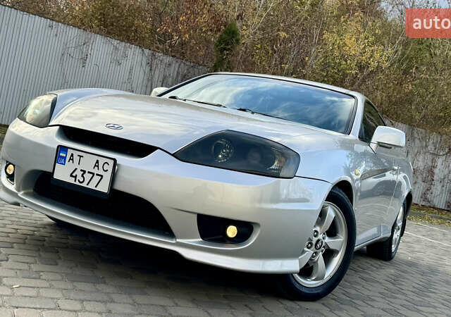 Серый Хендай Купе, объемом двигателя 2 л и пробегом 133 тыс. км за 5350 $, фото 6 на Automoto.ua