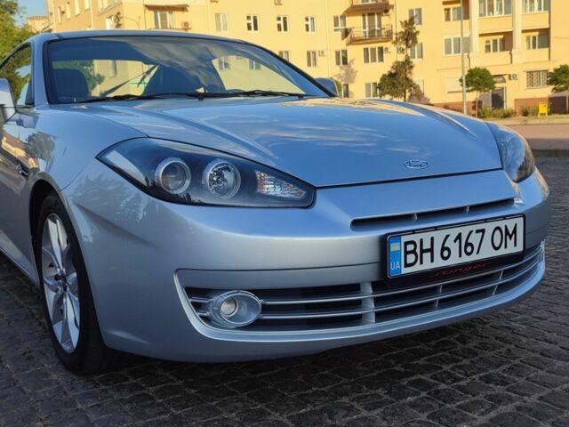 Сірий Хендай Купе, об'ємом двигуна 2 л та пробігом 167 тис. км за 7700 $, фото 1 на Automoto.ua