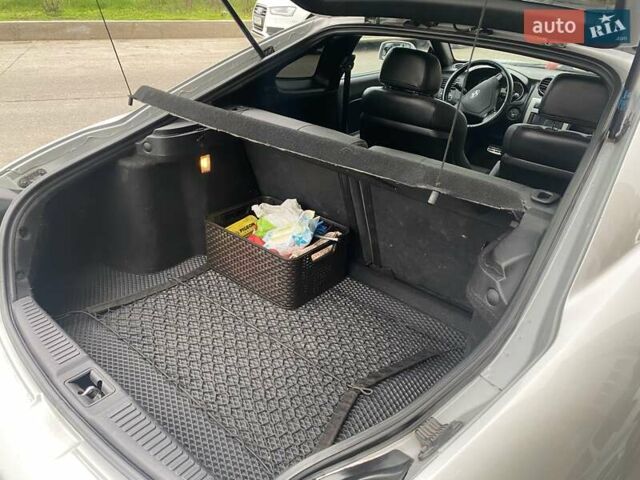 Сірий Хендай Купе, об'ємом двигуна 1.98 л та пробігом 195 тис. км за 6800 $, фото 12 на Automoto.ua