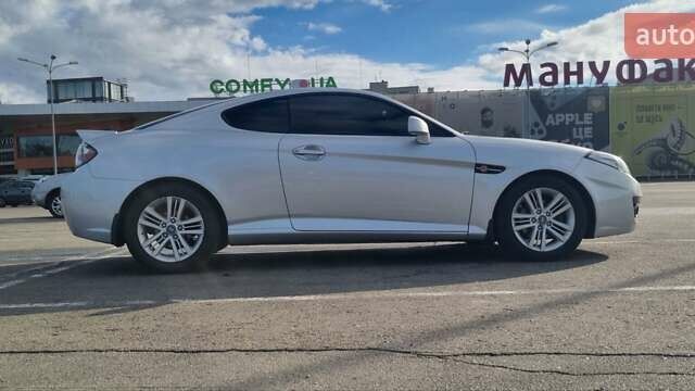 Хендай Купе 2008 в Сумах на Automoto.ua Серый Хендай Купе, объемом двигателя 1.98 л и пробегом 184 тыс. км за 9000 $, фото 9 на Automoto.ua