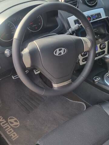 Хендай Купе 2008 в Сумах на Automoto.ua Серый Хендай Купе, объемом двигателя 1.98 л и пробегом 184 тыс. км за 9000 $, фото 12 на Automoto.ua