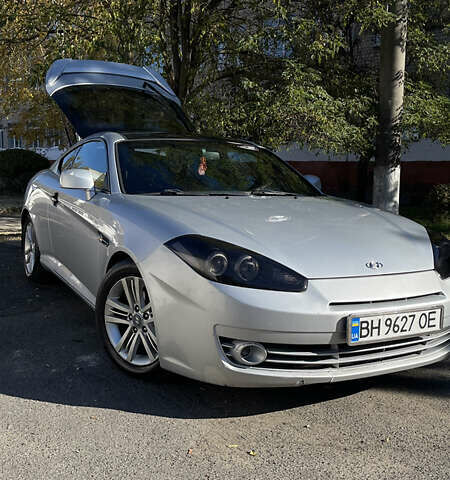 Сірий Хендай Купе, об'ємом двигуна 1.98 л та пробігом 195 тис. км за 6700 $, фото 2 на Automoto.ua