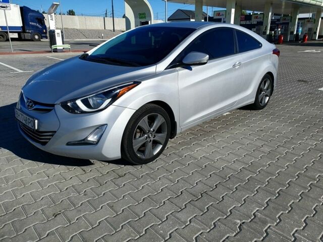 Сірий Хендай Купе, об'ємом двигуна 2 л та пробігом 133 тис. км за 8700 $, фото 4 на Automoto.ua