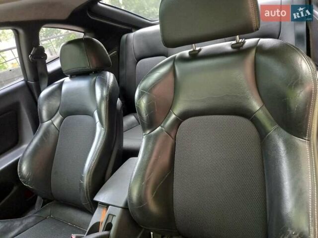 Синий Хендай Купе, объемом двигателя 1.98 л и пробегом 245 тыс. км за 6100 $, фото 10 на Automoto.ua