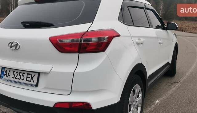 Белый Хендай Крета, объемом двигателя 1.59 л и пробегом 167 тыс. км за 14100 $, фото 1 на Automoto.ua