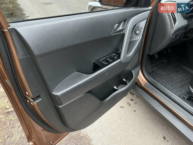 Коричневий Хендай Крета, об'ємом двигуна 1.59 л та пробігом 68 тис. км за 12999 $, фото 10 на Automoto.ua