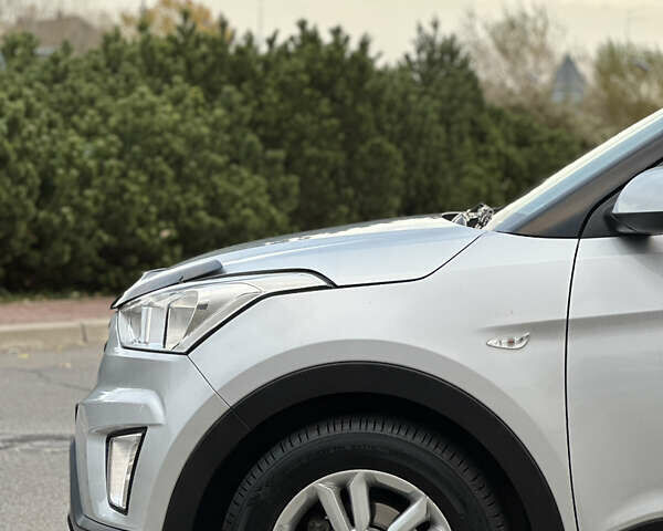 Хендай Крета 2016 в Киеве на Automoto.ua Серый Хендай Крета, объемом двигателя 1.6 л и пробегом 121 тыс. км за 14800 $, фото 8 на Automoto.ua