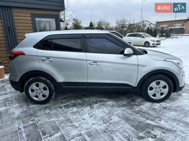 Серый Хендай Крета, объемом двигателя 1.59 л и пробегом 97 тыс. км за 13999 $, фото 9 на Automoto.ua