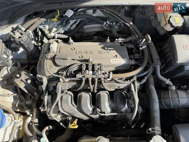Хендай Крета 2017 у Харкові на Automoto.ua Сірий Хендай Крета, об'ємом двигуна 1.59 л та пробігом 70 тис. км за 14750 $, фото 17 на Automoto.ua