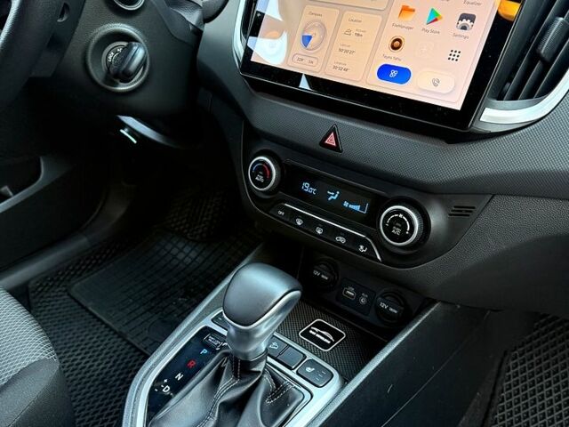 Серый Хендай Крета, объемом двигателя 1.6 л и пробегом 69 тыс. км за 16300 $, фото 8 на Automoto.ua