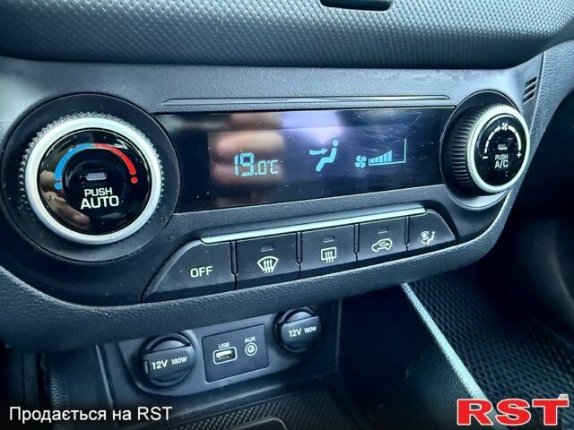 Серый Хендай Крета, объемом двигателя 1.6 л и пробегом 69 тыс. км за 16300 $, фото 9 на Automoto.ua