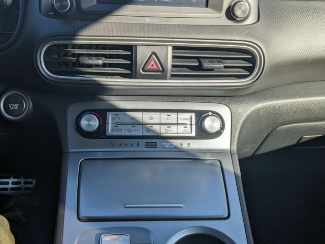 Белый Хендай Другая, объемом двигателя 0 л и пробегом 33 тыс. км за 15900 $, фото 12 на Automoto.ua