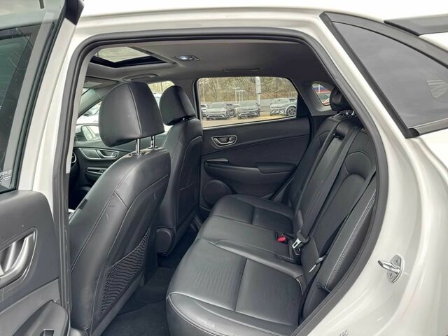 Белый Хендай Другая, объемом двигателя 0 л и пробегом 29 тыс. км за 11900 $, фото 12 на Automoto.ua