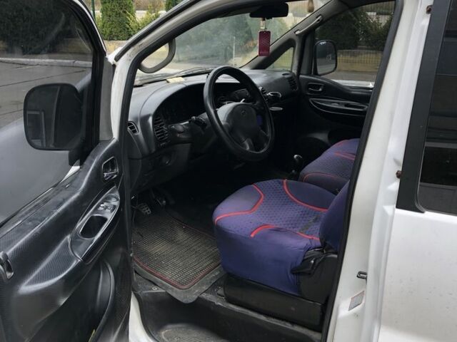 Белый Хендай Другая, объемом двигателя 2.5 л и пробегом 500 тыс. км за 3400 $, фото 5 на Automoto.ua