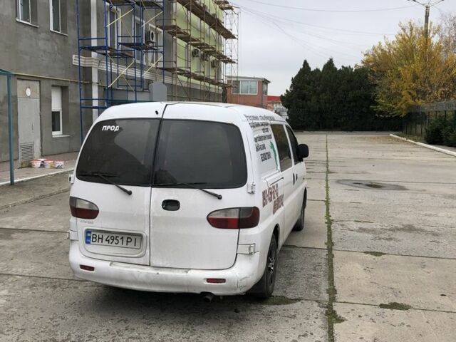 Белый Хендай Другая, объемом двигателя 2.5 л и пробегом 500 тыс. км за 3400 $, фото 2 на Automoto.ua