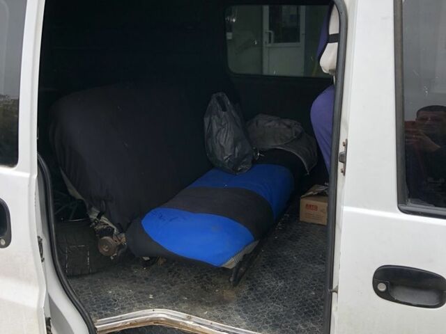 Белый Хендай Другая, объемом двигателя 2.5 л и пробегом 500 тыс. км за 3400 $, фото 7 на Automoto.ua