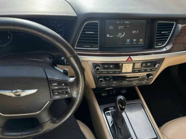 Белый Хендай Другая, объемом двигателя 3.8 л и пробегом 55 тыс. км за 3200 $, фото 5 на Automoto.ua