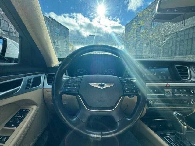 Белый Хендай Другая, объемом двигателя 3.8 л и пробегом 55 тыс. км за 3200 $, фото 4 на Automoto.ua