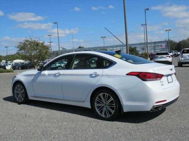 Белый Хендай Другая, объемом двигателя 3.8 л и пробегом 45 тыс. км за 3900 $, фото 1 на Automoto.ua