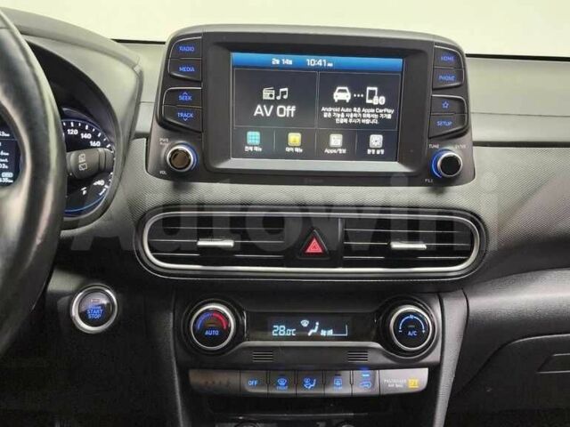 Білий Хендай Інша, об'ємом двигуна 1.6 л та пробігом 129 тис. км за 11500 $, фото 7 на Automoto.ua