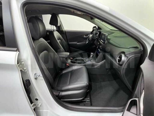 Білий Хендай Інша, об'ємом двигуна 1.6 л та пробігом 129 тис. км за 11500 $, фото 11 на Automoto.ua