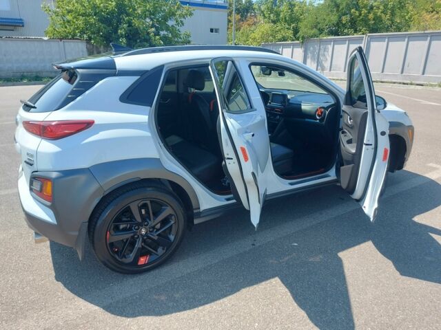 Белый Хендай Другая, объемом двигателя 1.6 л и пробегом 40 тыс. км за 20300 $, фото 4 на Automoto.ua