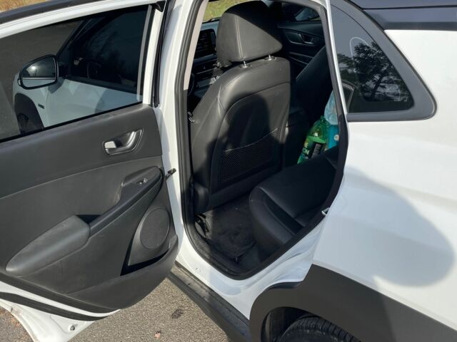 Білий Хендай Інша, об'ємом двигуна 0 л та пробігом 98 тис. км за 16500 $, фото 11 на Automoto.ua