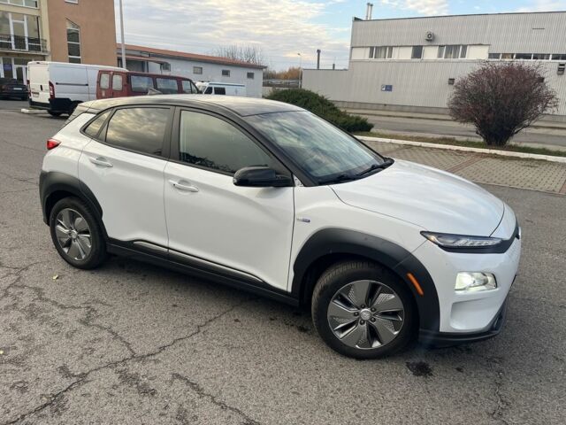 Белый Хендай Другая, объемом двигателя 0 л и пробегом 110 тыс. км за 16300 $, фото 4 на Automoto.ua