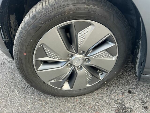 Белый Хендай Другая, объемом двигателя 0 л и пробегом 110 тыс. км за 16300 $, фото 7 на Automoto.ua