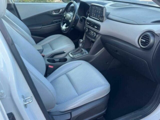 Белый Хендай Другая, объемом двигателя 1.6 л и пробегом 43 тыс. км за 4050 $, фото 7 на Automoto.ua