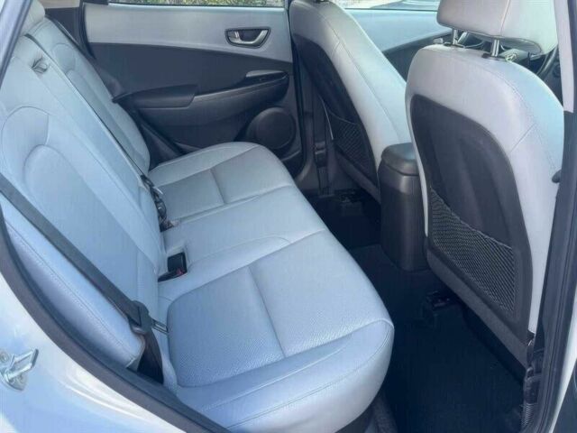 Белый Хендай Другая, объемом двигателя 1.6 л и пробегом 43 тыс. км за 4050 $, фото 11 на Automoto.ua