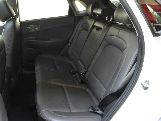 Белый Хендай Другая, объемом двигателя 0 л и пробегом 37 тыс. км за 7800 $, фото 12 на Automoto.ua