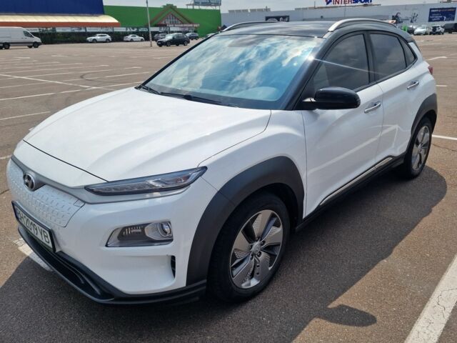 Белый Хендай Другая, объемом двигателя 0 л и пробегом 95 тыс. км за 15500 $, фото 1 на Automoto.ua