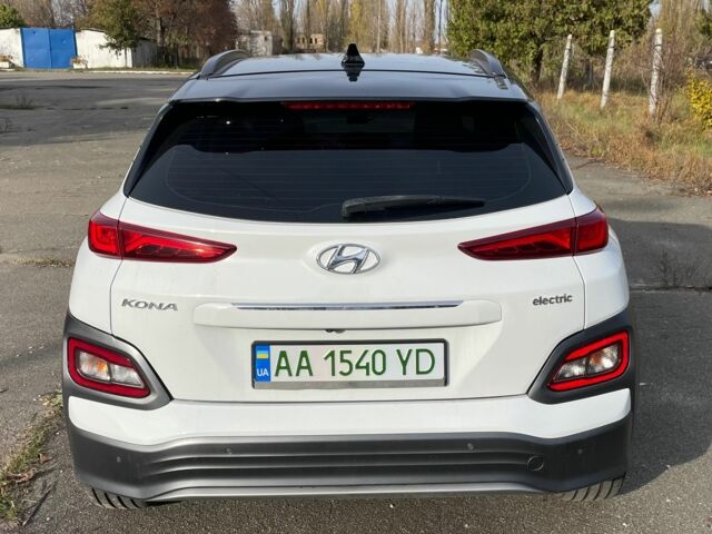 Білий Хендай Інша, об'ємом двигуна 0 л та пробігом 98 тис. км за 16500 $, фото 6 на Automoto.ua