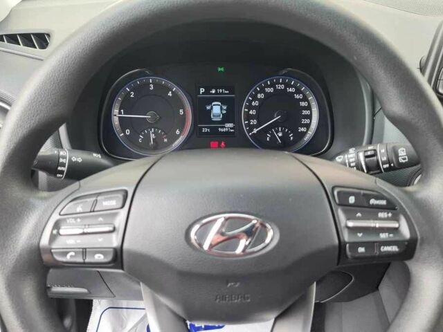 Білий Хендай Інша, об'ємом двигуна 1.6 л та пробігом 98 тис. км за 17500 $, фото 7 на Automoto.ua