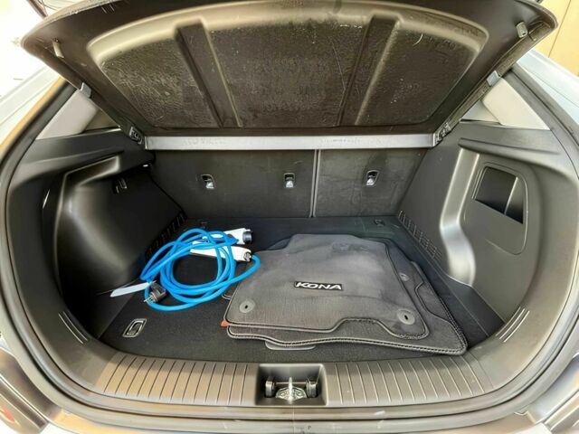 Белый Хендай Другая, объемом двигателя 0 л и пробегом 31 тыс. км за 10000 $, фото 13 на Automoto.ua